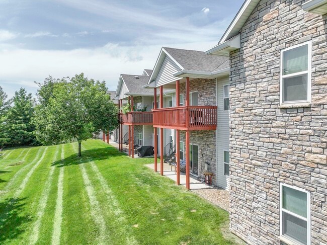 Building Photo - Reserve at Glenstone