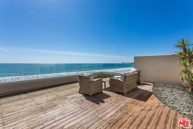 Foto del edificio - 22548 Pacific Coast Hwy