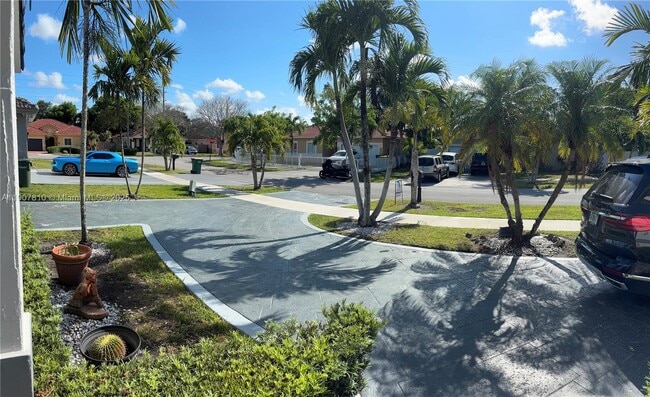 Foto del edificio - 709 SE 13th Terrace