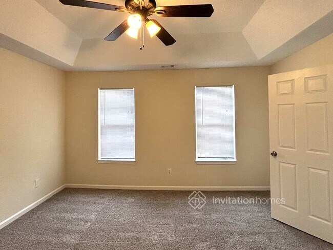 Foto del edificio - 160 Olde Mill Pointe