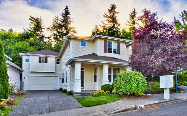 Building Photo - 2033 240th Ave SE