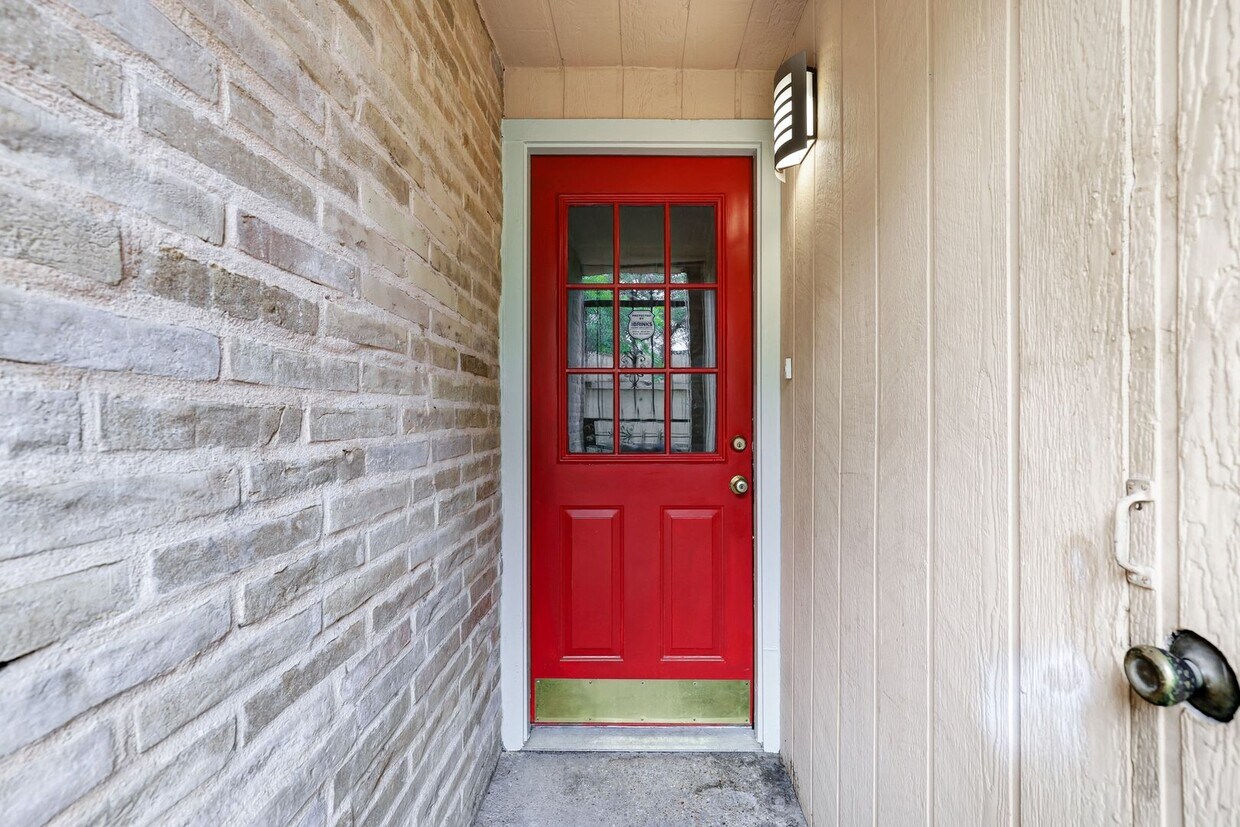 408 Ira Ave, San Antonio, TX 78209 Condo for Rent in San Antonio, TX