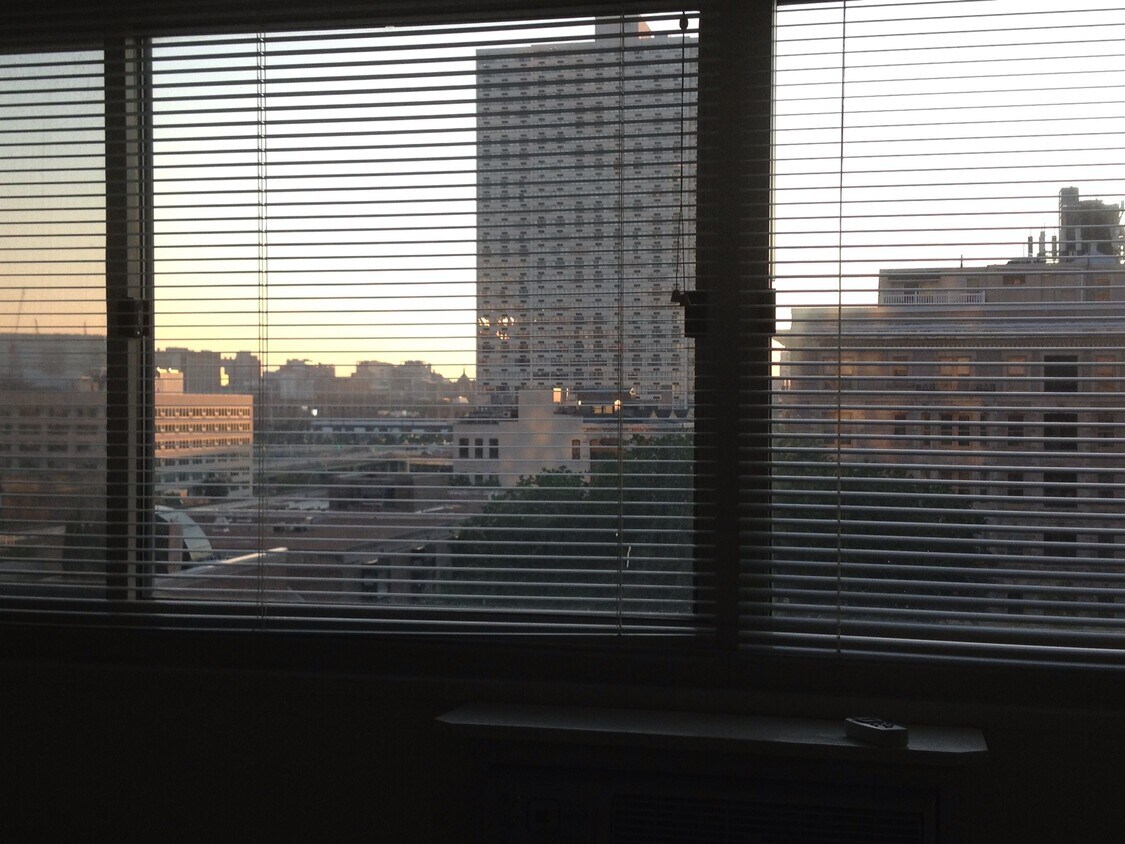 view - 2101 Chestnut St
