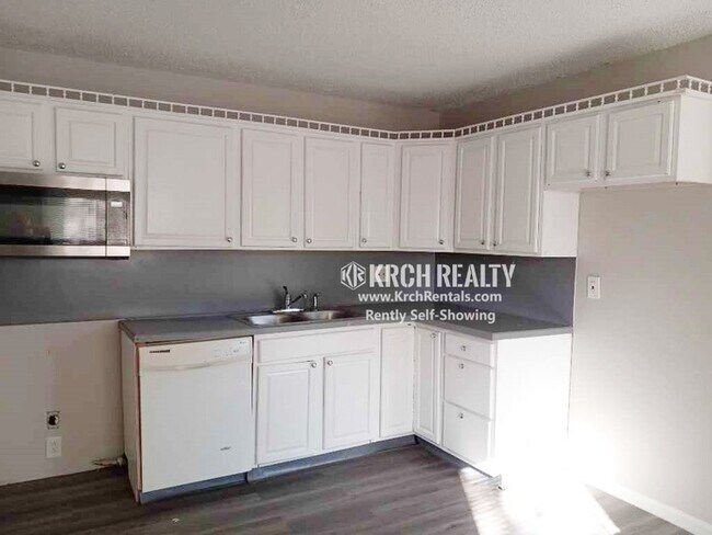 Building Photo - Adorable 3 Bedroom and 1 Bath home!