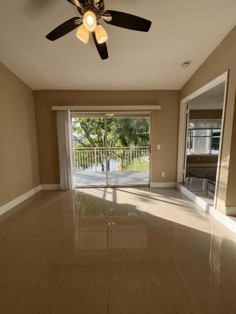 Foto del edificio - 1845 Palm Cove Blvd