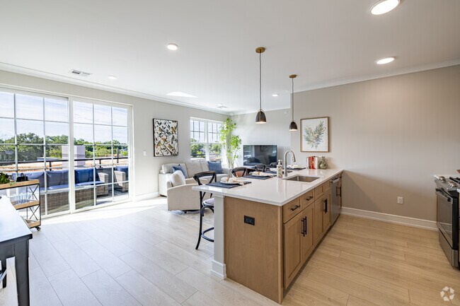 2BR, 2BA - 1,402SF - Kitchen/Dining Area - Westfield Crossing