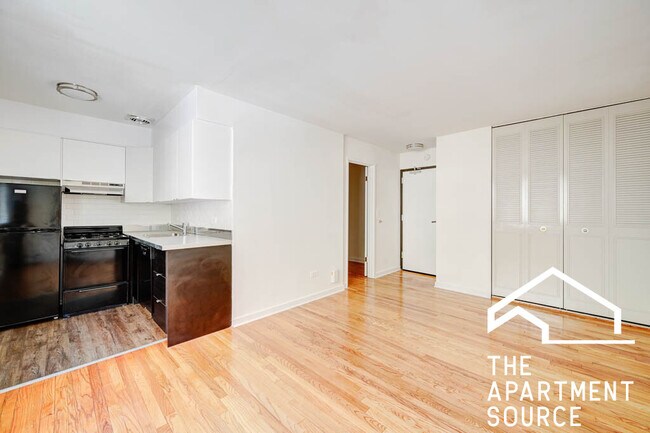 Foto del edificio - 2630 N. Hampden
