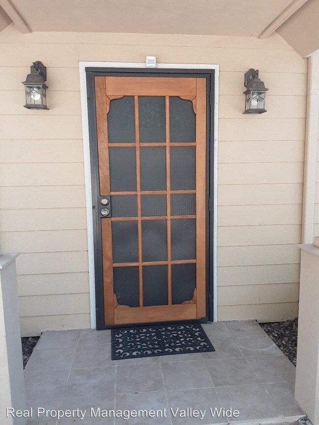 Foto del edificio - 1 br, 1 bath House - 6677 Deer Park Drive