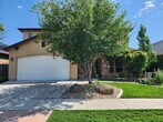 Primary Photo - Stunning Home In Start with Community Pool!