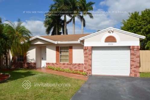 Primary Photo - 19226 NW 82nd Cir Ct