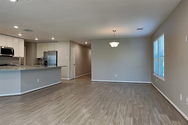 Foto del edificio - 25614 Ramsey Heights Way