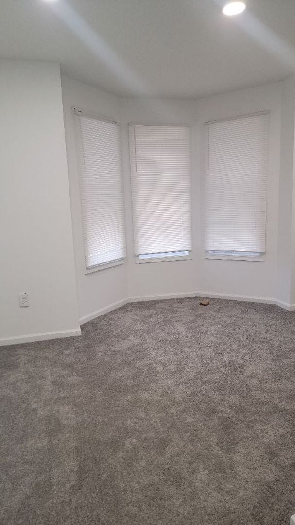 Building Photo - Don't miss out on this gem in Philadelphia!