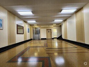 Building Photo - 4755 White Plains Rd
