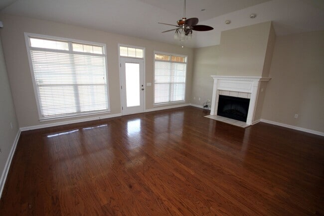 Building Photo - 344 Trent Rd