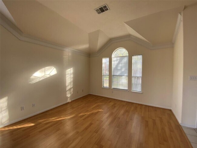 Foto del edificio - 1822 American Elm Ct
