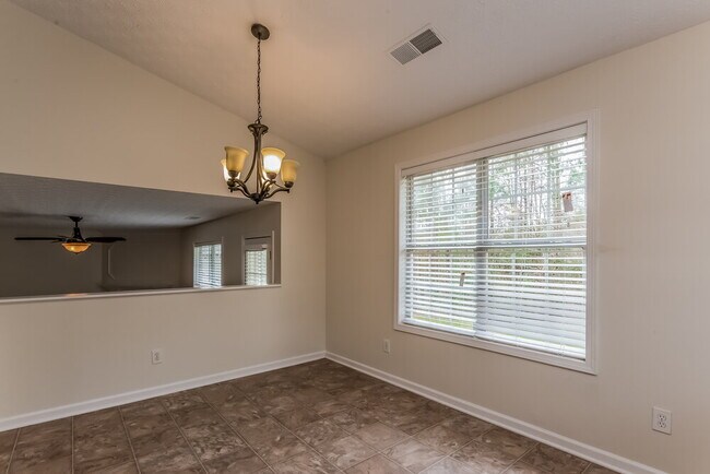 Foto del edificio - 4169 Riverbank Ct