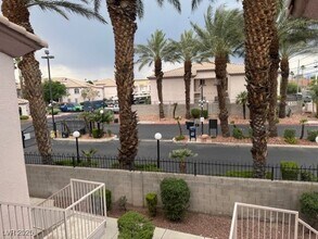 Building Photo - 4555 E Sahara Ave