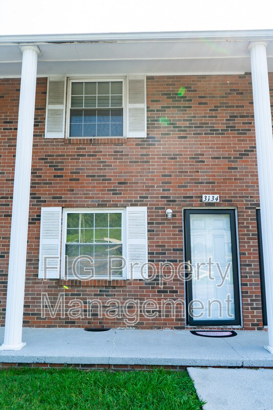 Building Photo - 3134 E Governor John Sevier Hwy