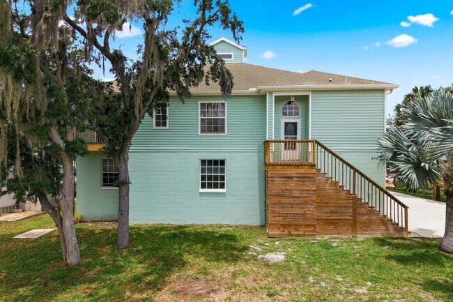 Building Photo - 6731 Arroyo Dr
