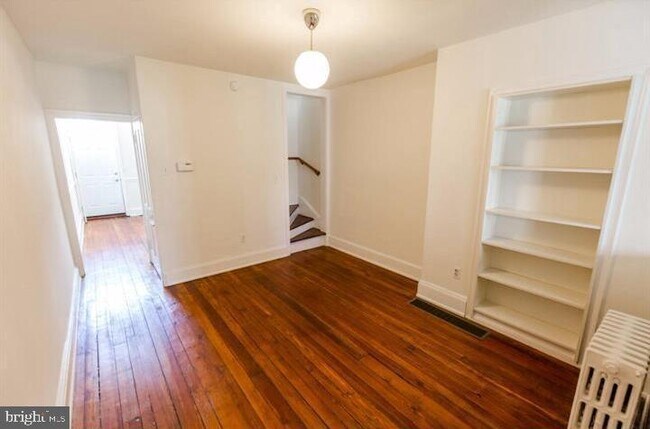 Foto del edificio - 217 Earp St