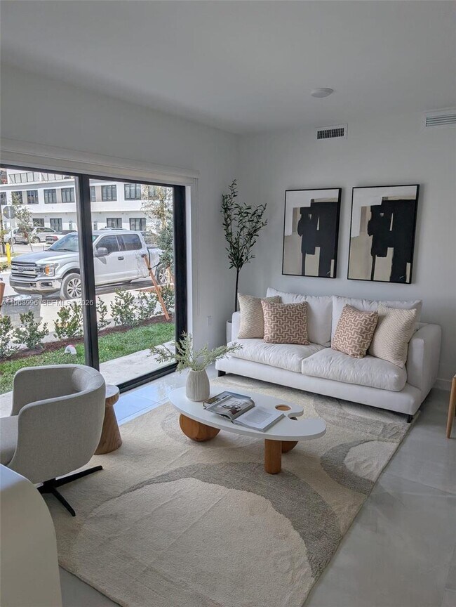 Foto del edificio - 14585 SW 262nd St