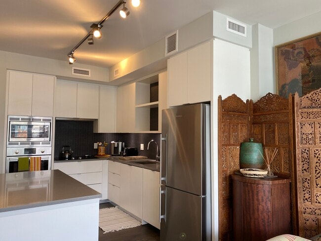 Photo - 1300 4th St SE Apartment