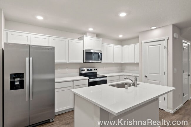 Building Photo - Beautiful NEW CONSTRUCTION 3 Bedroom 2.5 B...
