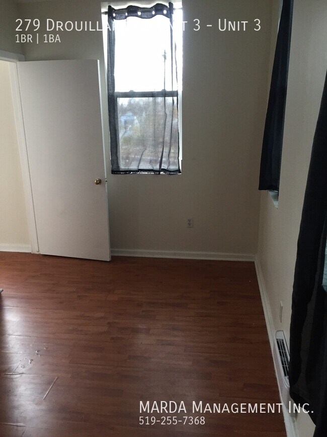 Photo du bâtiment - ROOM FOR RENT IN FORD CITY IDEAL FOR MATUR...