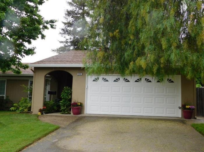 Primary Photo - 3 bedroom in Sacramento CA 95827