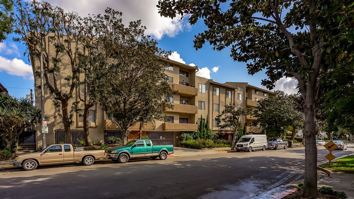 1944 Glendon Ave, Los Angeles, CA 90025 Apartments in Los Angeles, CA