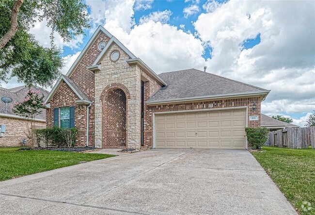 621 Rocky Hollow Ln
