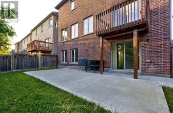 Building Photo - 42 Arrowpoint Dr