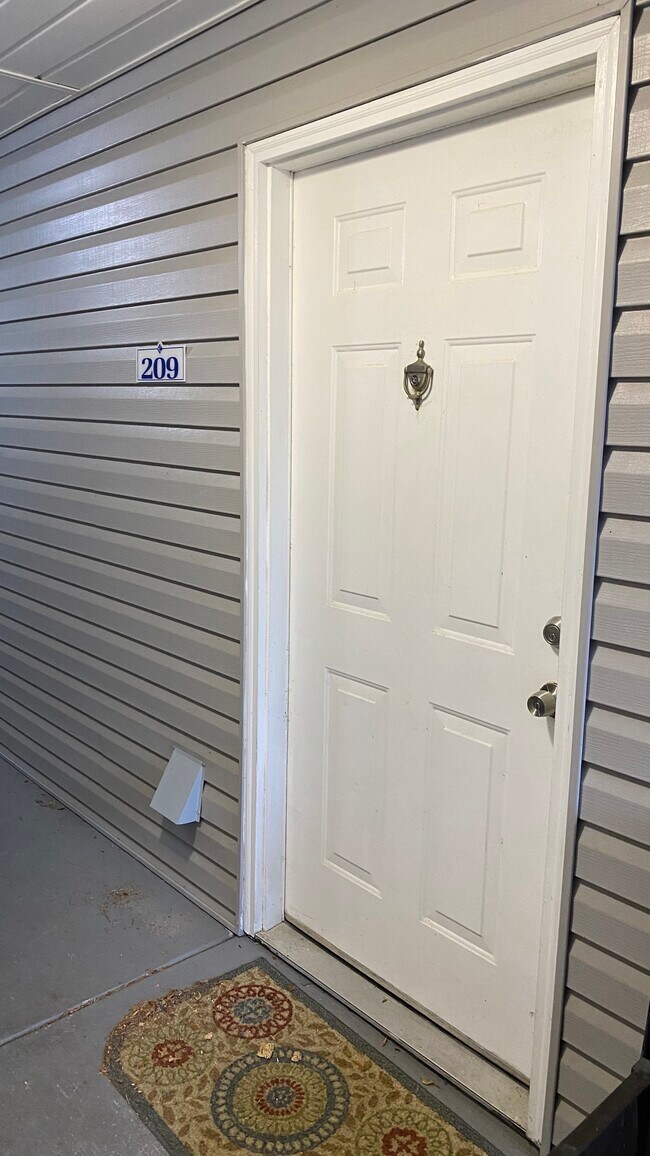 Foto del edificio - 709 Secret Harbor Ln