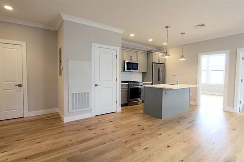 Foto principal - 31 Orleans St