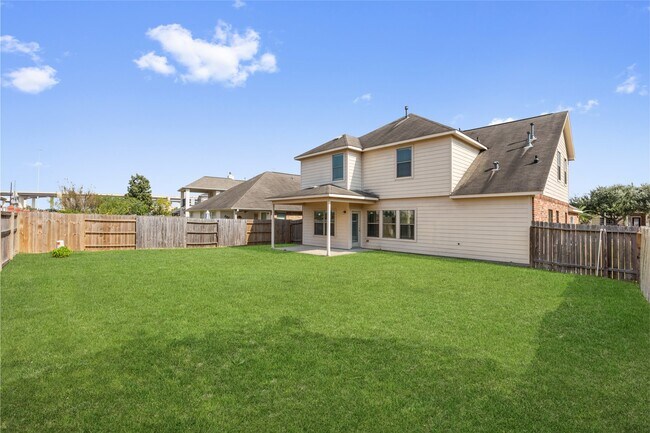 Foto del edificio - 23906 Fairport Harbor Ln
