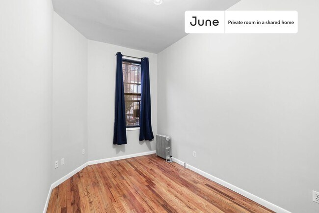 Foto del edificio - Room in Shared 4 bed/2 bath home