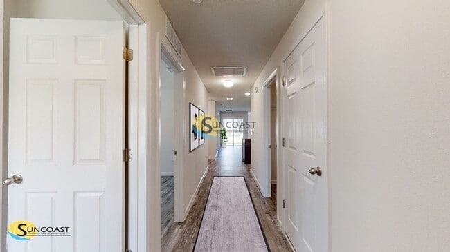 Foto del edificio - 7 Pritchard Dr