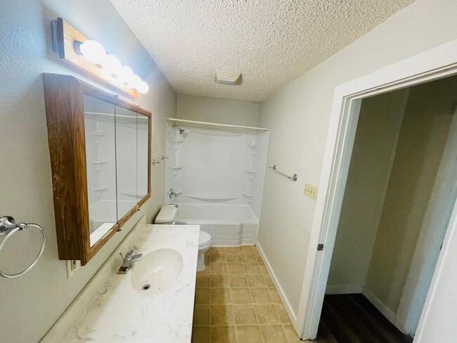 Foto del edificio - 2BD/1BA