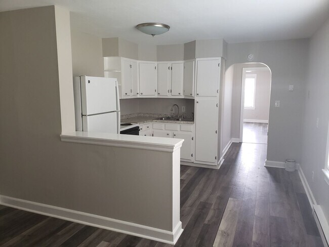 Foto del edificio - Warwick Blvd-15641