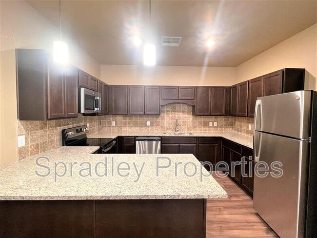 Building Photo - 1061 Hibiscus Dr