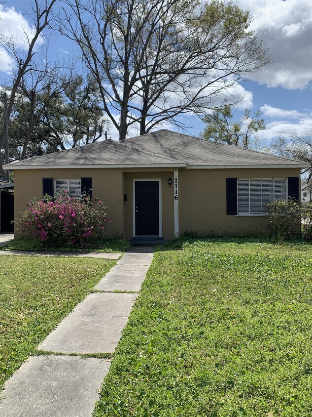 1116 11th St, Lake Charles, LA 70601 House for Rent in Lake Charles