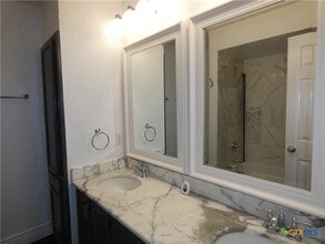 Building Photo - 14745 Babcock Rd