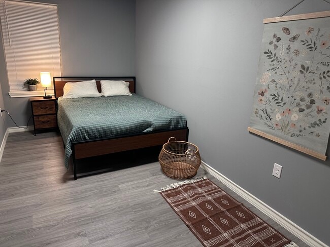 Sala principal - 905 E Adams St