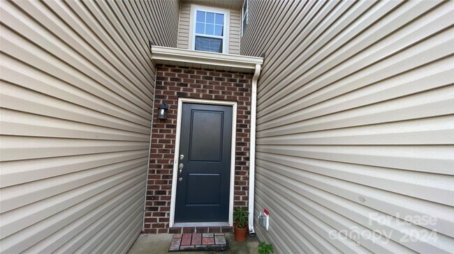 Building Photo - 3008 Stargazer Ln