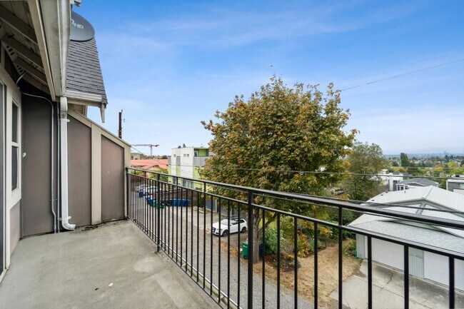 Foto del edificio - Charming Capitol Hill Townhome - 3 bedrooms