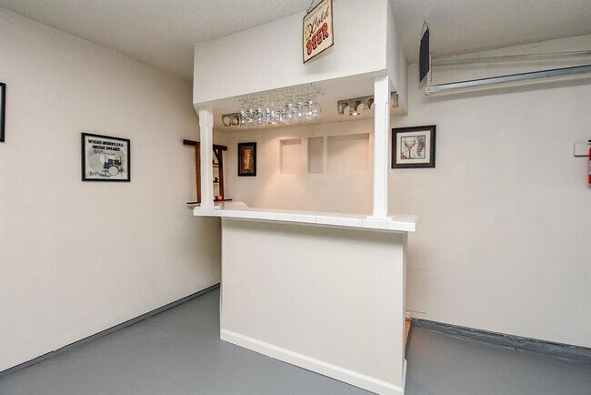 Building Photo - 4518 Rosegate Dr