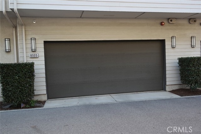 Building Photo - 8005 Fern Ln