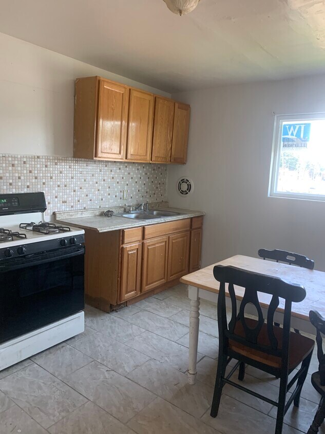 Foto principal - 800 Schirmer St