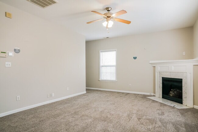 Foto del edificio - 320 Jewel Haven Way