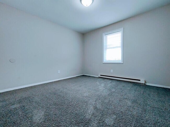 Foto del edificio - 4445 Layola Ave